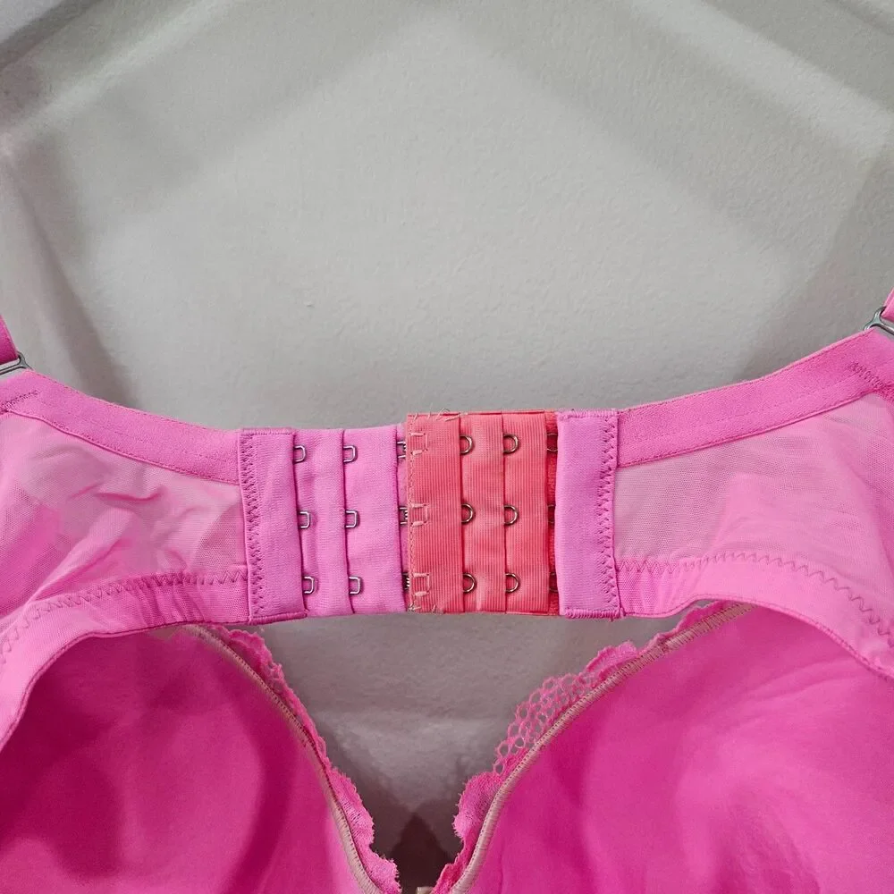 Victoria Secret Body By Victoria Bra 38DD Light Pink Lace Adjustable Straps Bow